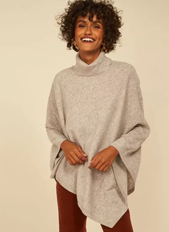 Poncho Asymetrique En Cachemire Perle Chine Presta Sud Express