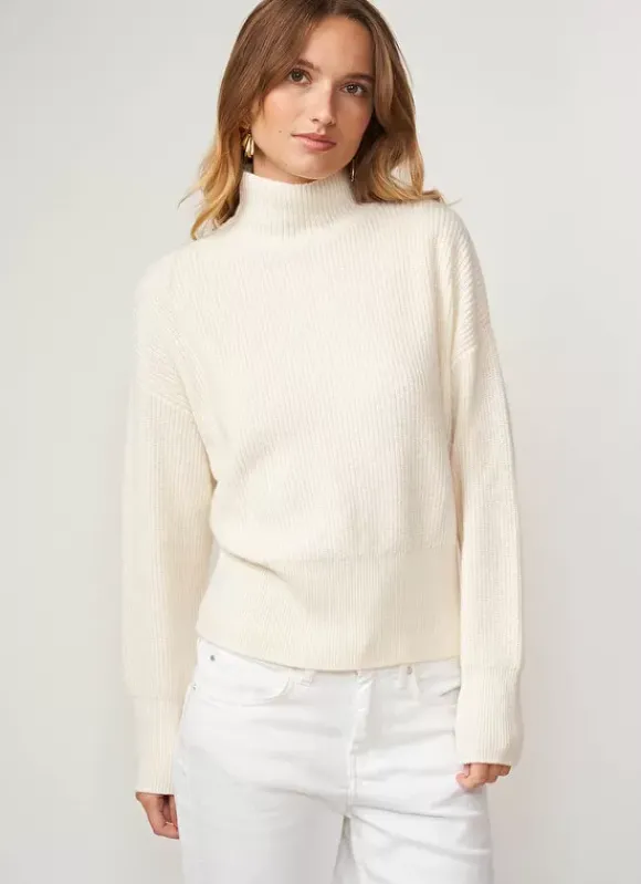 Pull Col Montant A Cotes, Volume Large Ecru Maemi Sud Express