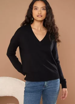 Pull Col V A Maille Douce Noir Marseillan Sud Express