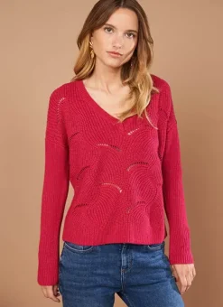 Pull Col V Au Tricotage Ajoure Framboise Matido Sud Express