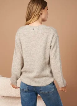 Pull Col V En Mohair Ecru Chine Mannakay Sud Express