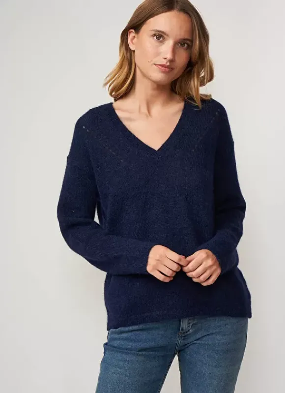 Pull Col V En Mohair Marine Mannakay Sud Express