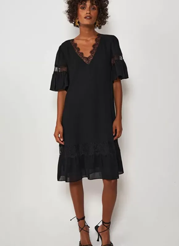 Robe Details Dentelle Noir Riloubi Sud Express