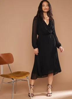 Robe Midi Plissee A Manches Longues Noir Ralita Sud Express