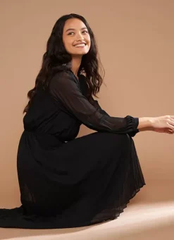 Robe Midi Plissee A Manches Longues Noir Ralita Sud Express